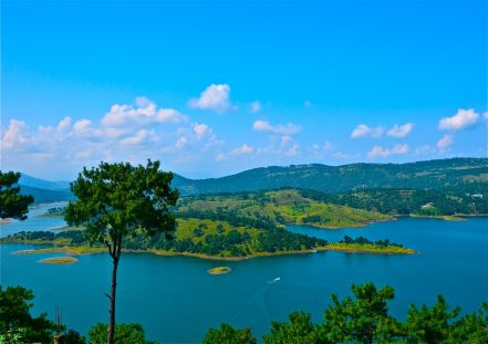 Meghalaya Tour Packages - Book Meghalaya Packages at Best Price in 2020 - Bluberryholidays.com